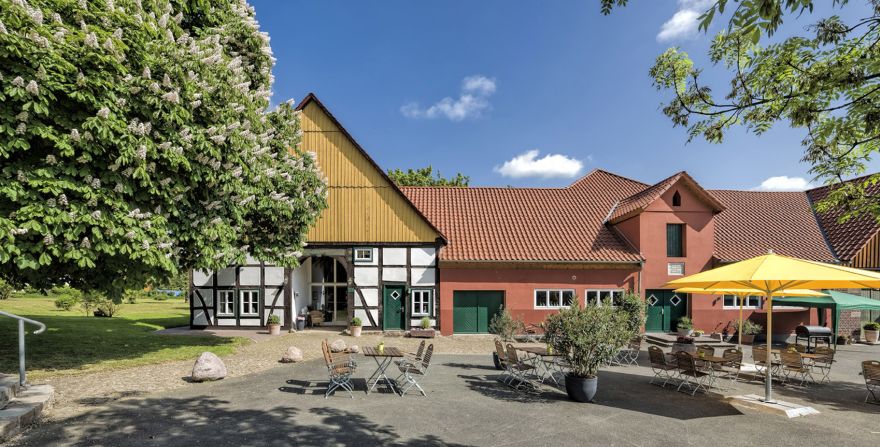 © https://media.hochzeit.click/image/upload/w_1800,c_fill,dpr_auto,f_auto/v1716594041/hochzeitclick01/uuxnlifana6gdriweoln.jpg Prasuhn Hofgastronomie