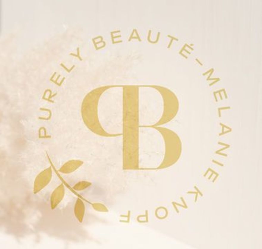 © https://media.hochzeit.click/image/upload/w_1800,c_fill,dpr_auto,f_auto/v1721209544/hochzeitclick01/CH7KFHvXg7UbUHo45svN0Mmapnz2/purelybeaut%C3%A9-brautstyling-stylinghaare-uebersicht-by-hochzeitclick-1721209538619.jpg Purely Beauté - BRAUTSTYLING