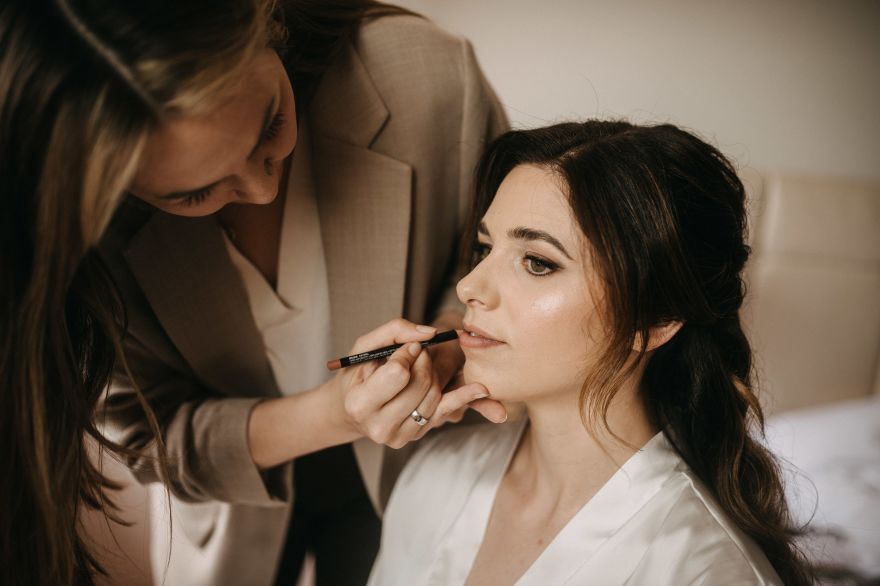 Andrea Ludwig - Make-up Artist