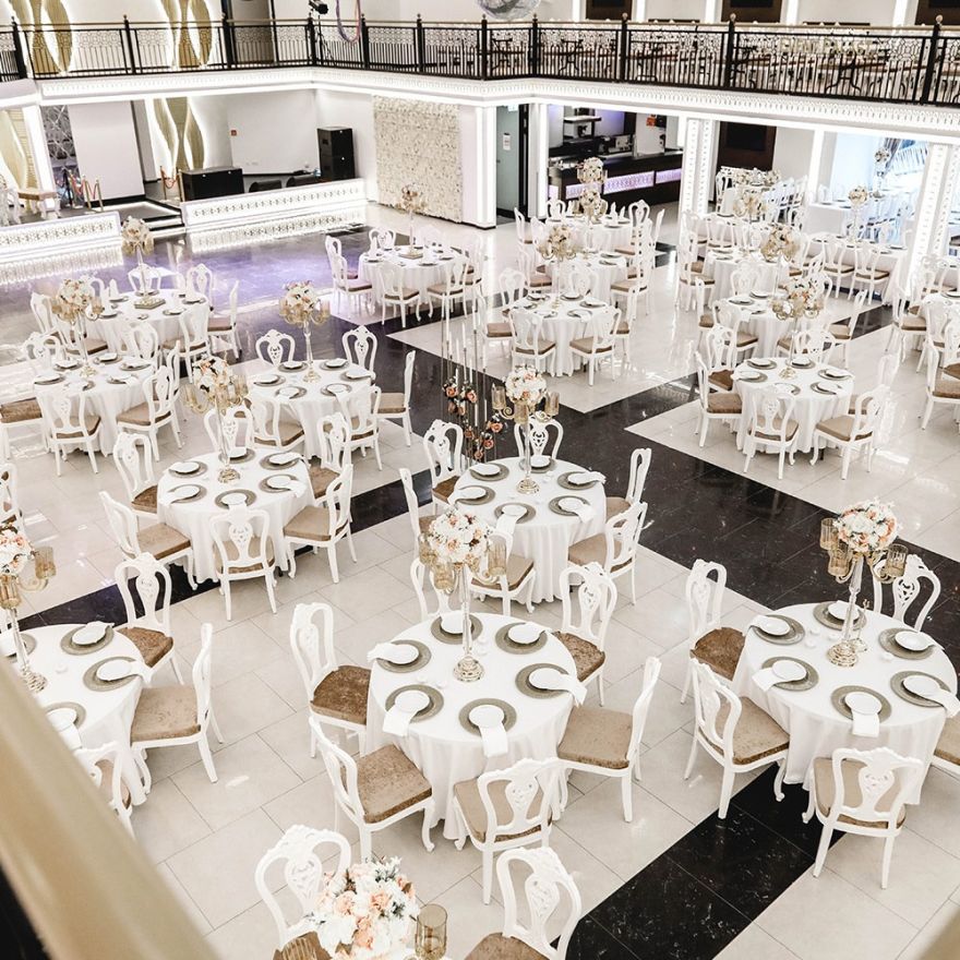 White Event Palast 