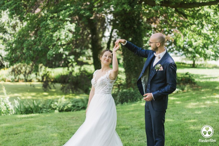 fliederfilm - Hochzeitsfotografie & Hochzeitsfilme