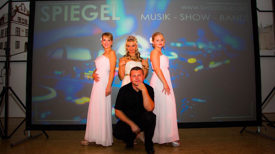 Showband Spiegel - Band und Tamada