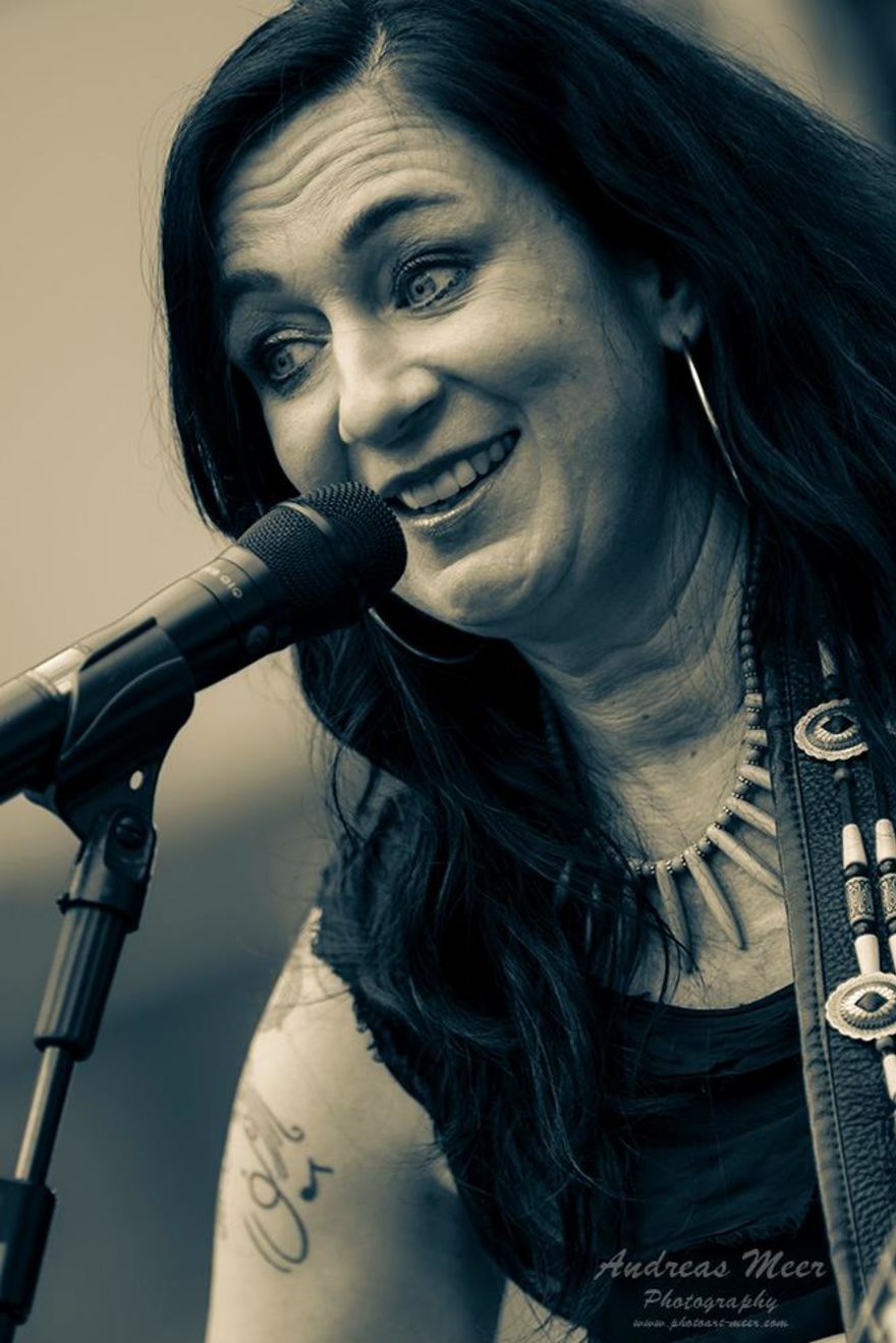 Jolina Carl