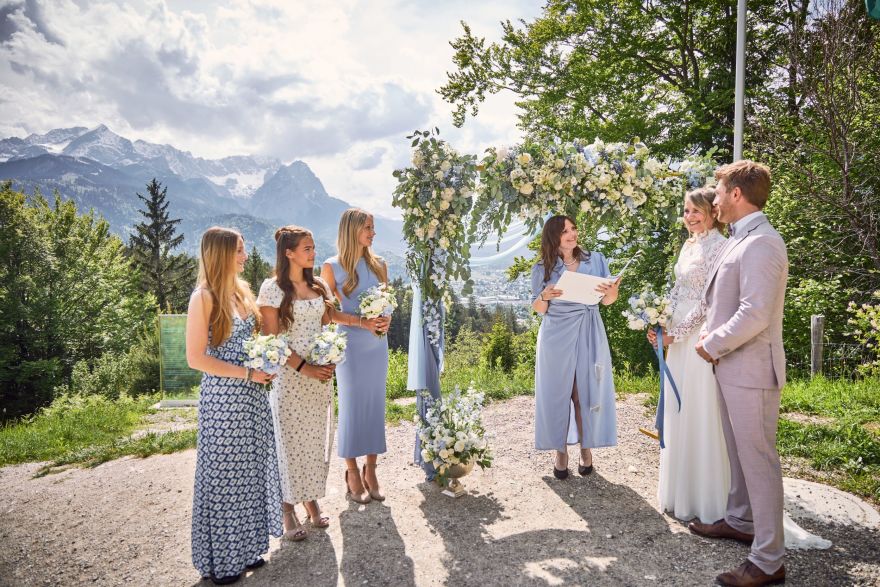 meine freie Rednerin - Tirolerin und ehemalige Standesbeamtin traut euch!