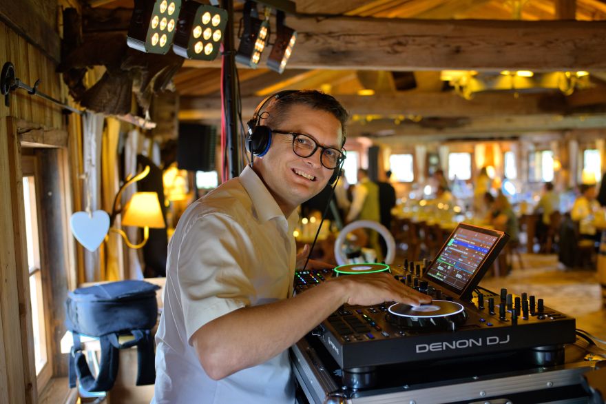 TOBIVENT DJ - Hochzeiten & Events - DJ Tobias