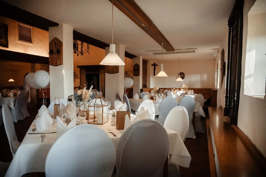 https://bauer-suedfeld.de/ Bauer Südfeld – Eventscheune