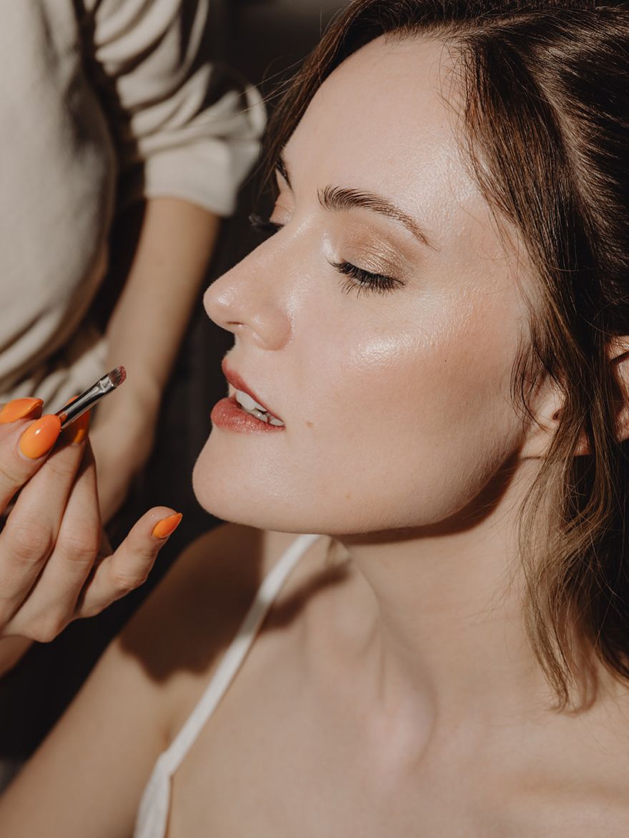Brautstyling & Make-up-Artist Victoria Greinecker Victoria Greinecker