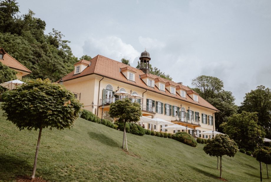 Aiola im Schloss