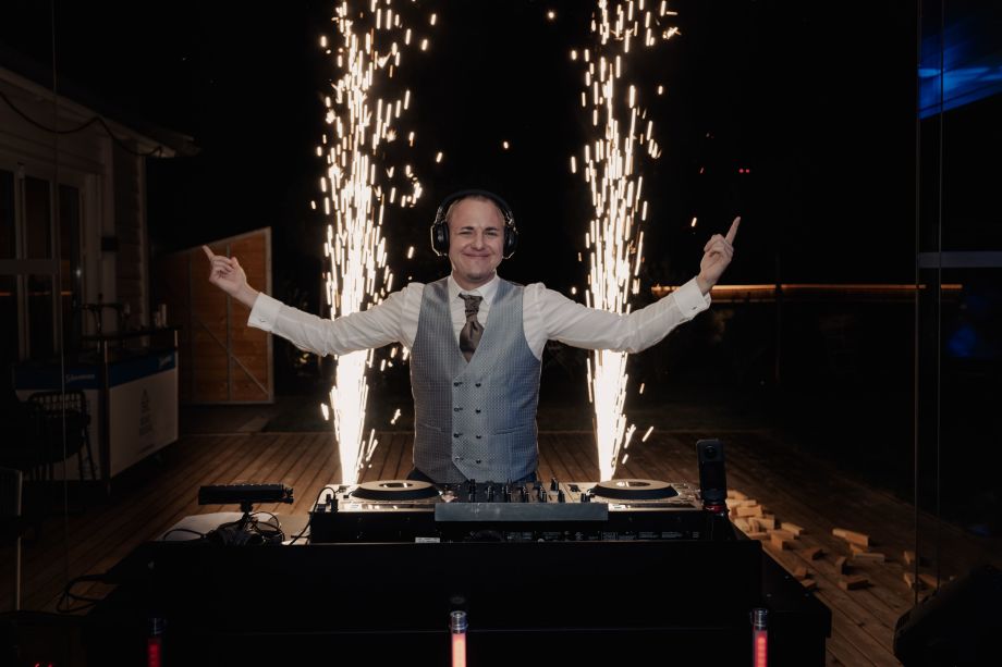 DJ Feer & Feel:on Event DJ